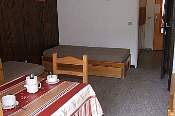 [itemref] dining room