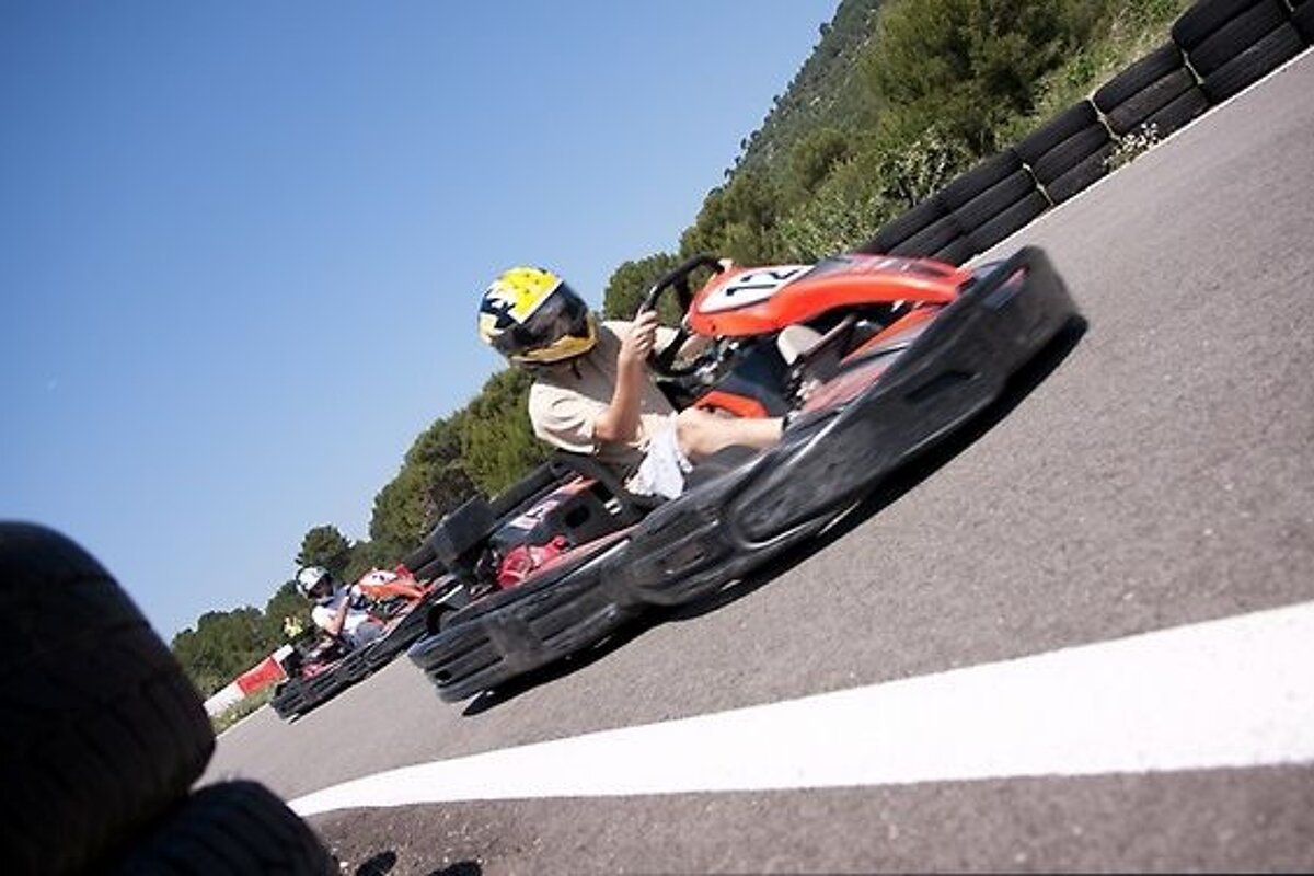 2 karts on racing track