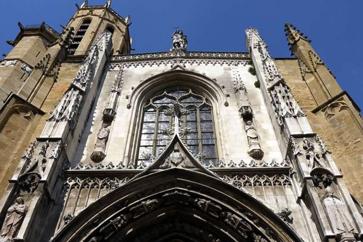 image of a church facade