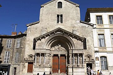 a photo of arles cathedral