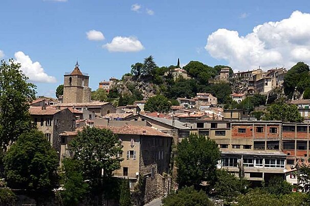an image of a village in provence