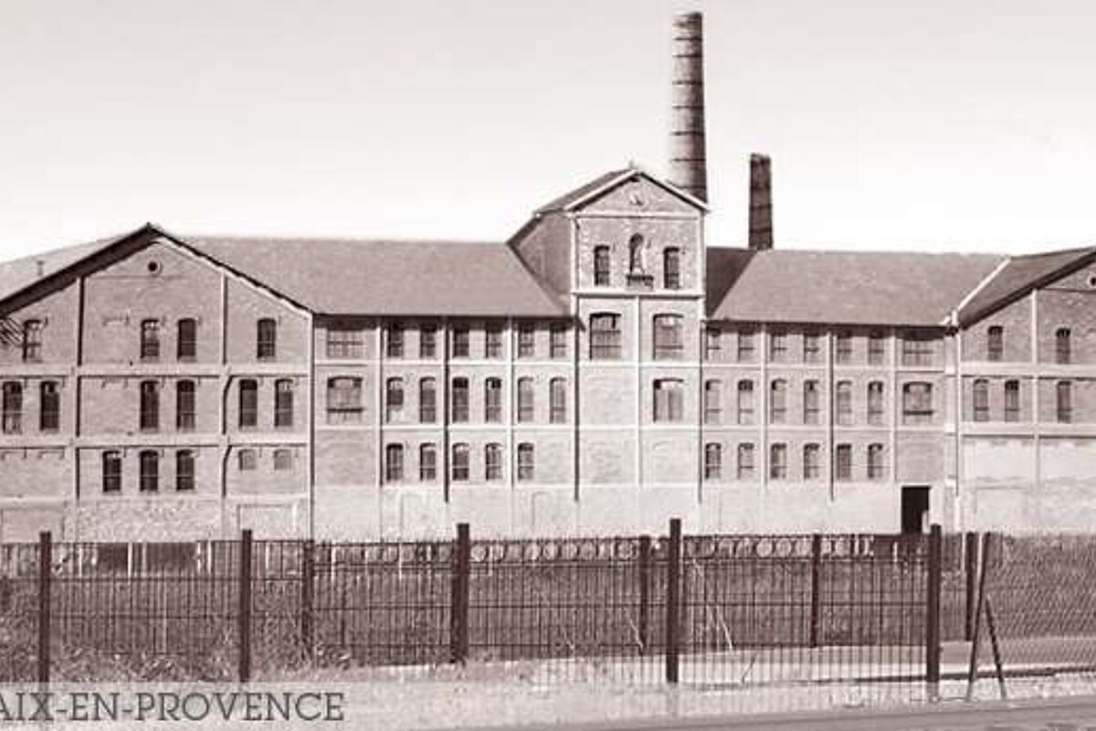 image of a warehouse