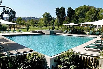 a photo of a swimming pool