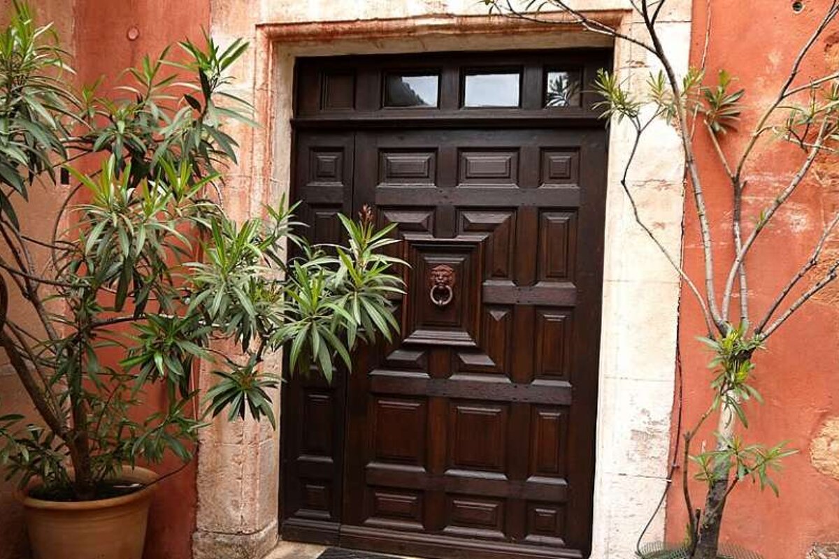 a photo of a front door