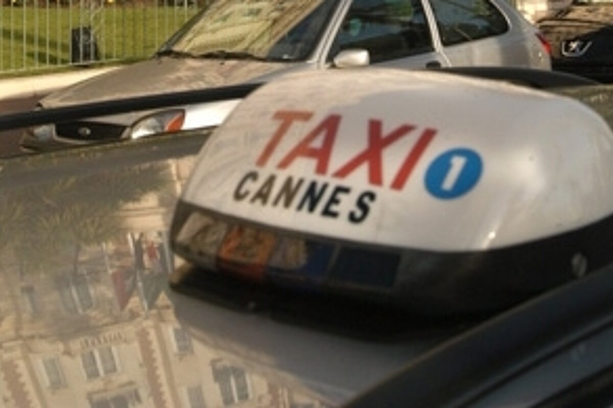 taxi sign