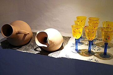 a photo of pots and glasses