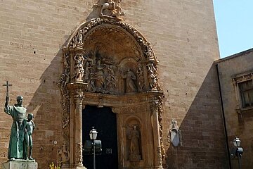 photo of an ornate church entrance