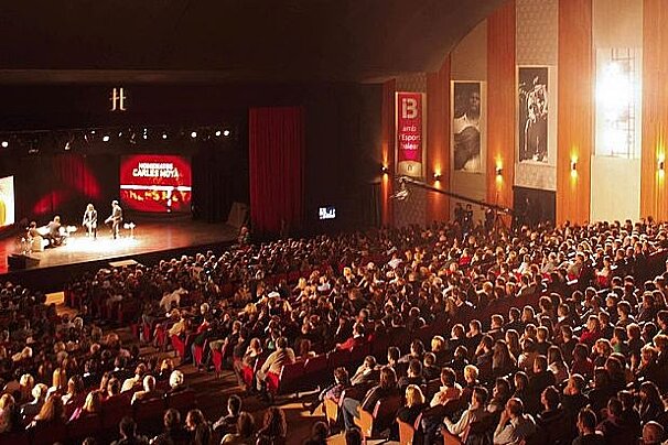 photo of a theatre