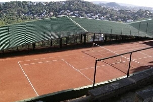 a photo of tennis courts mallorca majorca