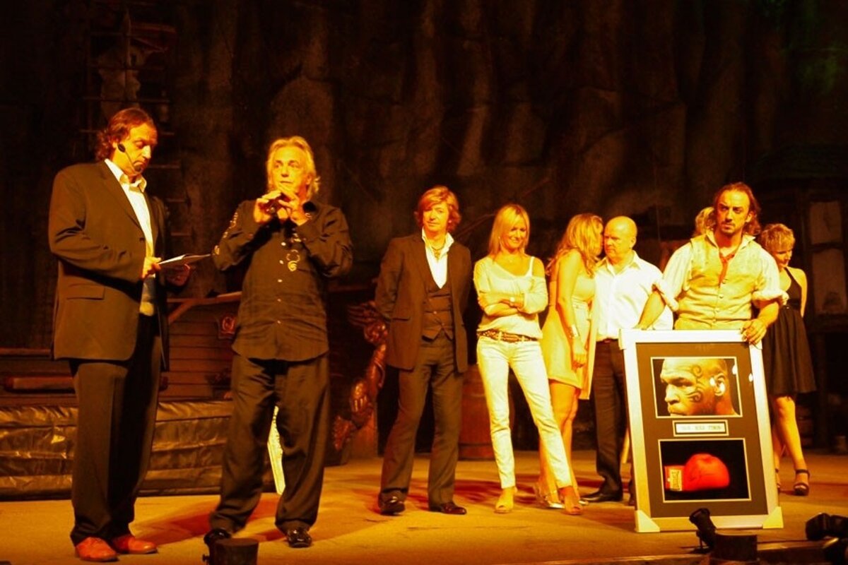 Photo of Pirates Charity Auction