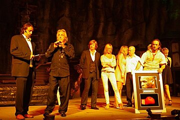 Photo of Pirates Charity Auction