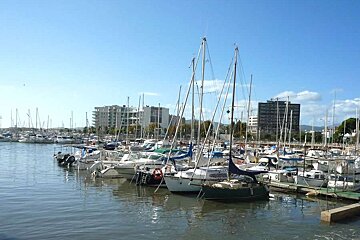 A photo of the marina in portixol