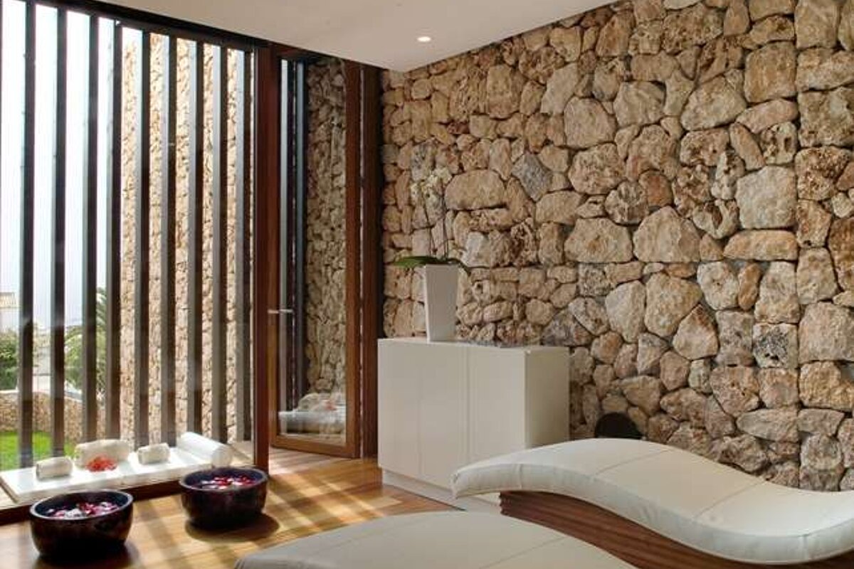 a photo of massage beds in bodyna spa in majorca