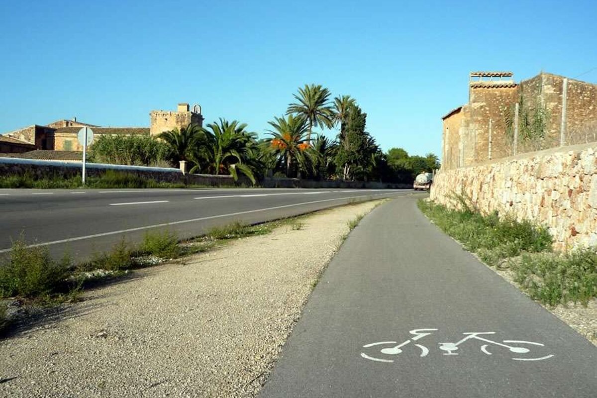a photo of a cycle path in the south of majorca