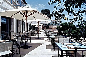a photo of the terrace at hospes maricel hotel majorca