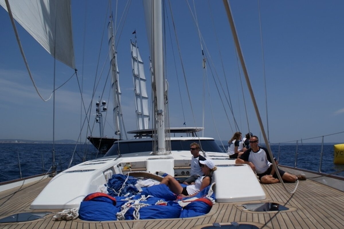 a photo of tenaz yacht racing boats mallorca palma de majorca
