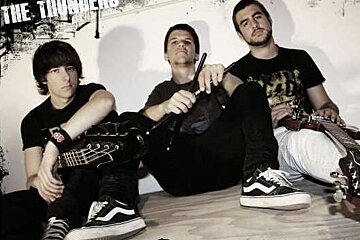 Rock band, The Thunders
