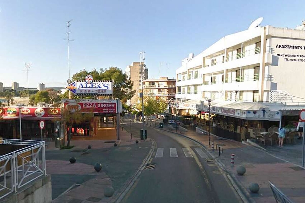 a photo of magaluf street