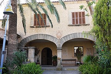 a photo of serra museum mallorca majorca