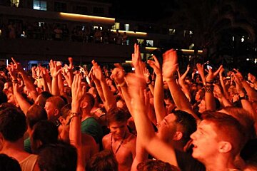 crowd at rock concert