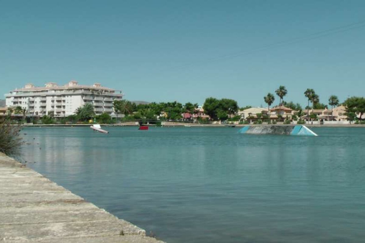 A picture of the water at Mallorca Cableski