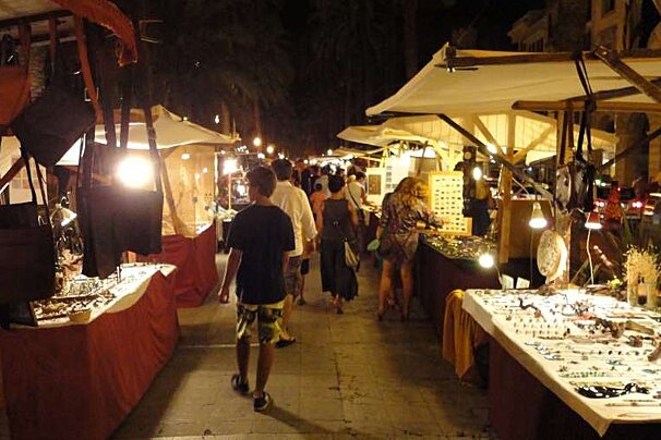 Photograph of market at night