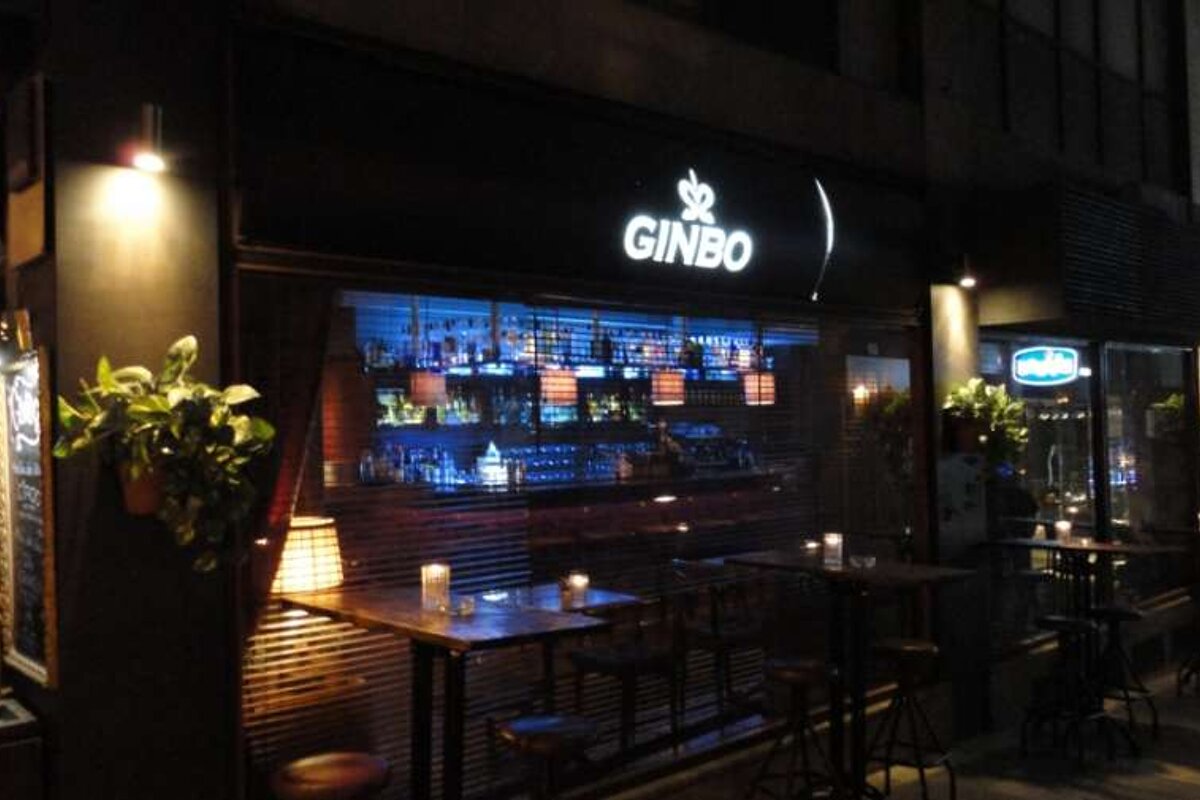 Pic of the outside of Ginbo at night