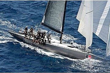 Sailors competing in the Copa del Rey regatta