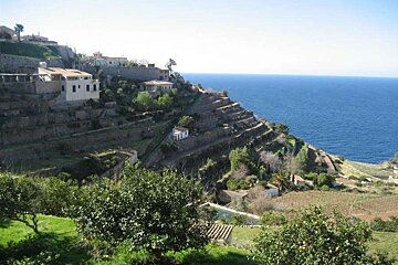 a photo of a majorcan coastal village