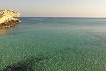 photo of clear blue sea