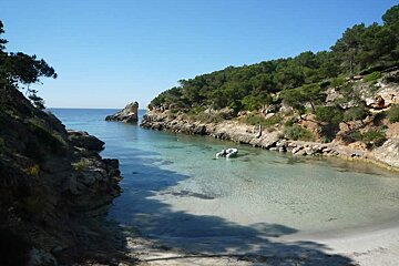 a photo of cala falco mallorca majorca