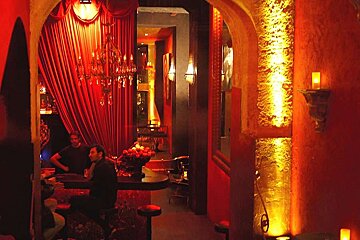 a photo of the interior of idem bar and cafe