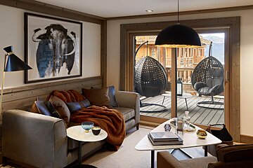 Six Senses 2 Bedroom Mountain View Apartment, Courchevel 1850 living-room