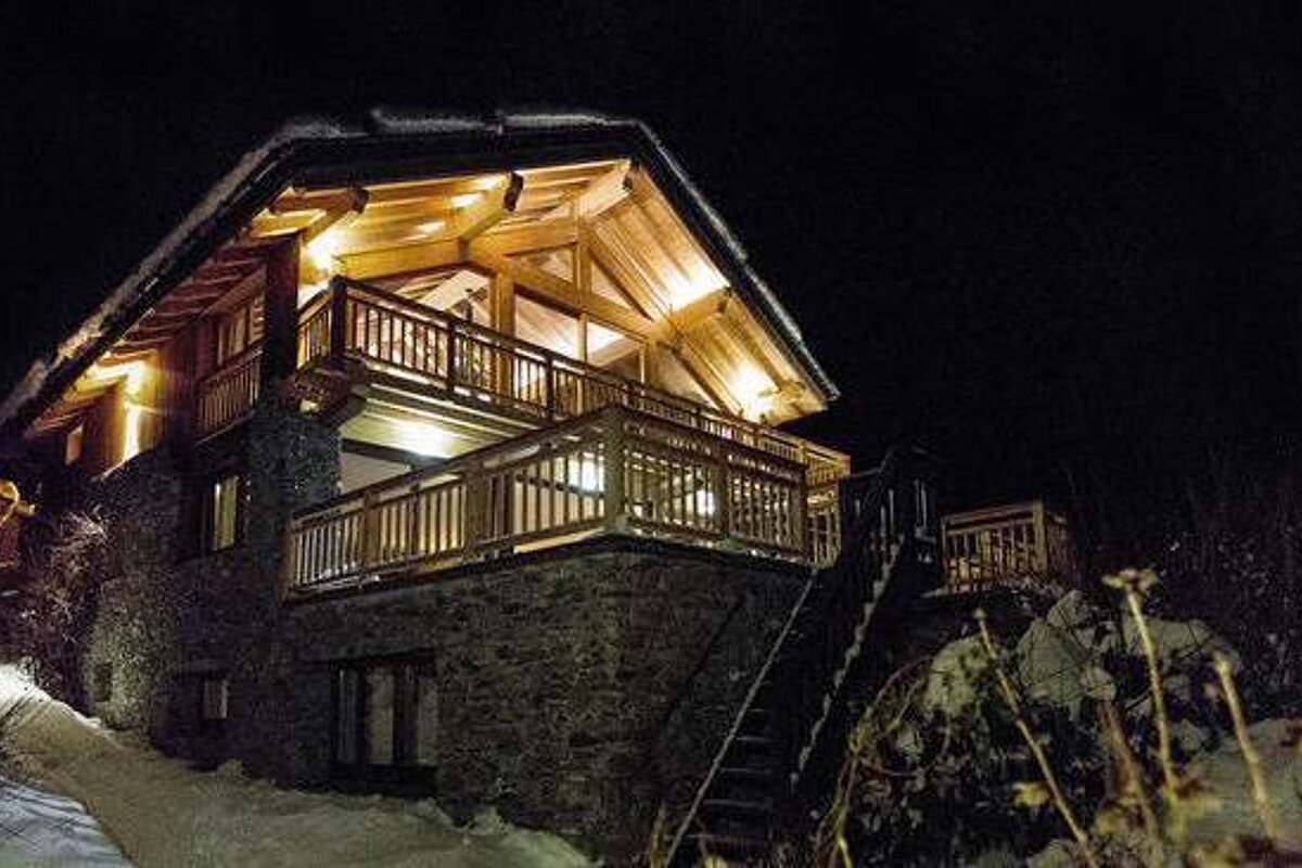 Iona Chalet, Meribel Valley exterior