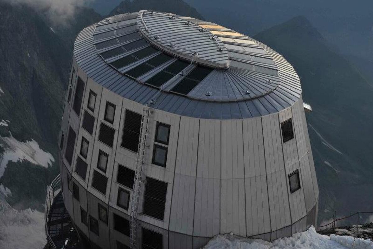 Mt. Blanc's Gouter refuge full for summer 2018