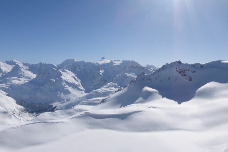 Sunny pistes in brilliant shape this week