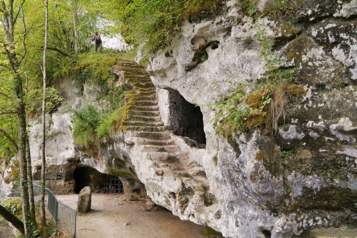 stair case at La Roque saint Christophe