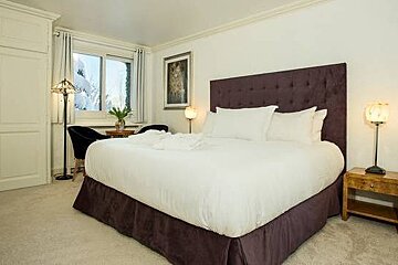 Iona Chalet, Meribel Valley double room