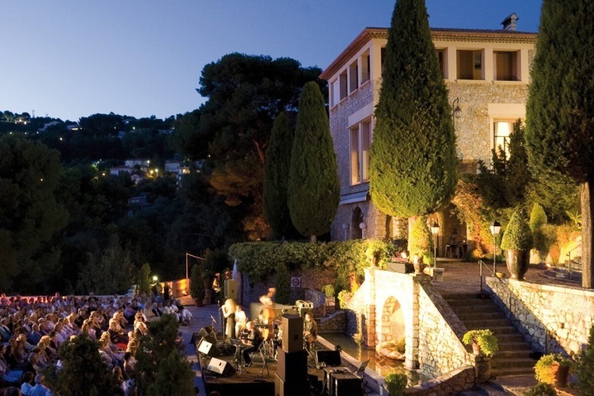 Jazz A Domergue, Cannes