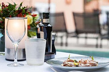 Le Patio Restaurant, Saint Tropez style of cuisine