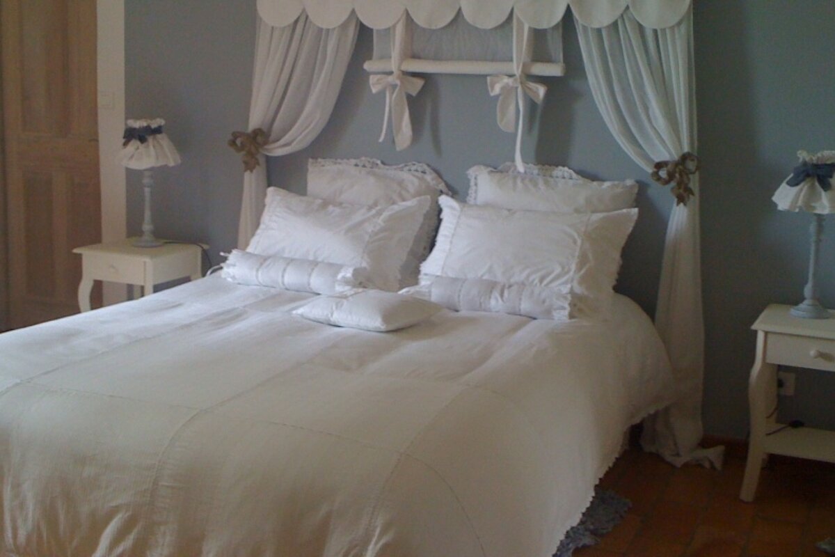 a picture of a hotel suite at Moulin de Villefranche
