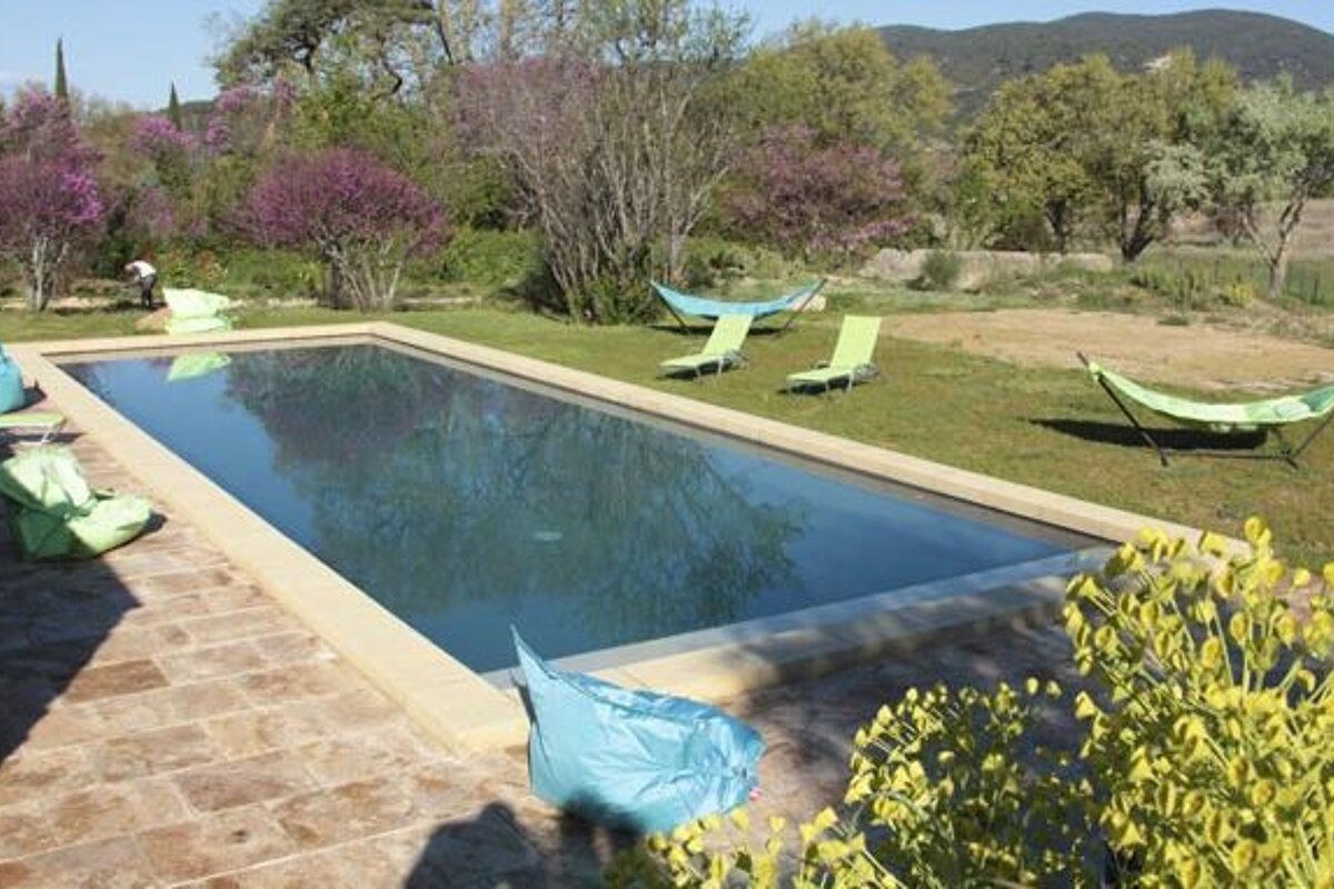 Le Galinier outdoor swimming pool