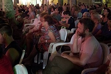 a crowd of people watching the jazz festival
