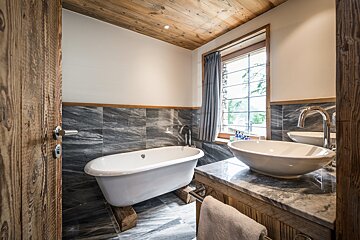 Inoko Chalet, Val d'Isere - Le Cret