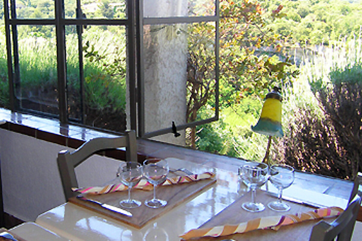 Les Remparts, Venasque terrace