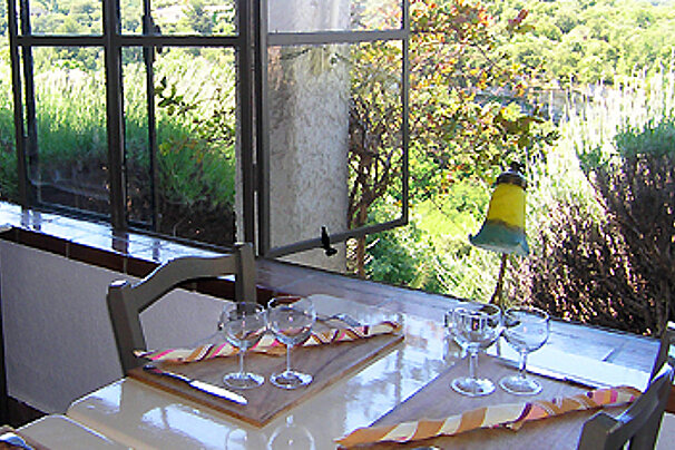 Les Remparts, Venasque terrace