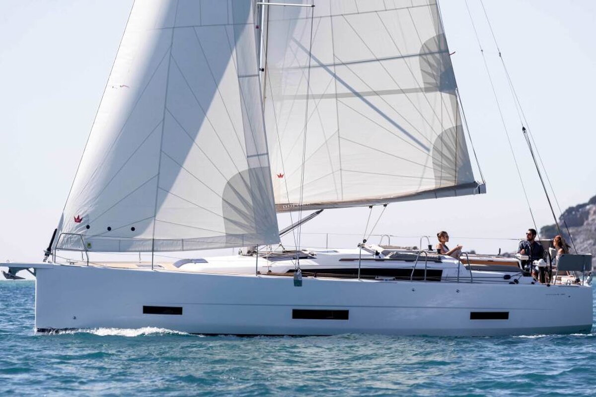 Dufour 390GL 12m Sailing Yacht, Palma de Mallorca exterior