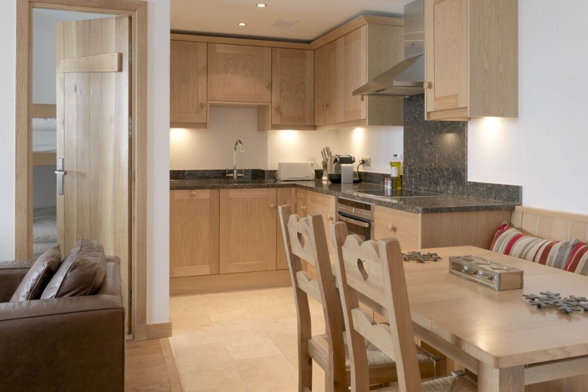 Rond Point No. 2-13 Apartment, Val d'Isere - Centre kitchen