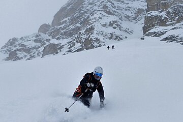 Winter returns to Val d'Isere in March