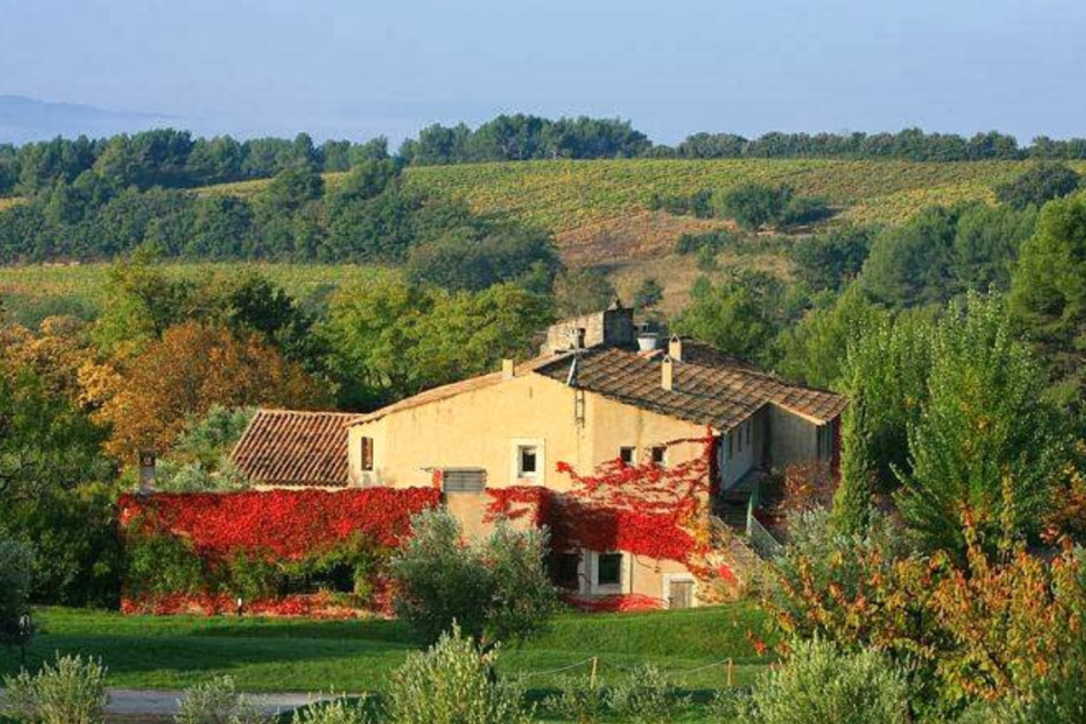 Auberge la Feniere Hotel, Cadenet exterior